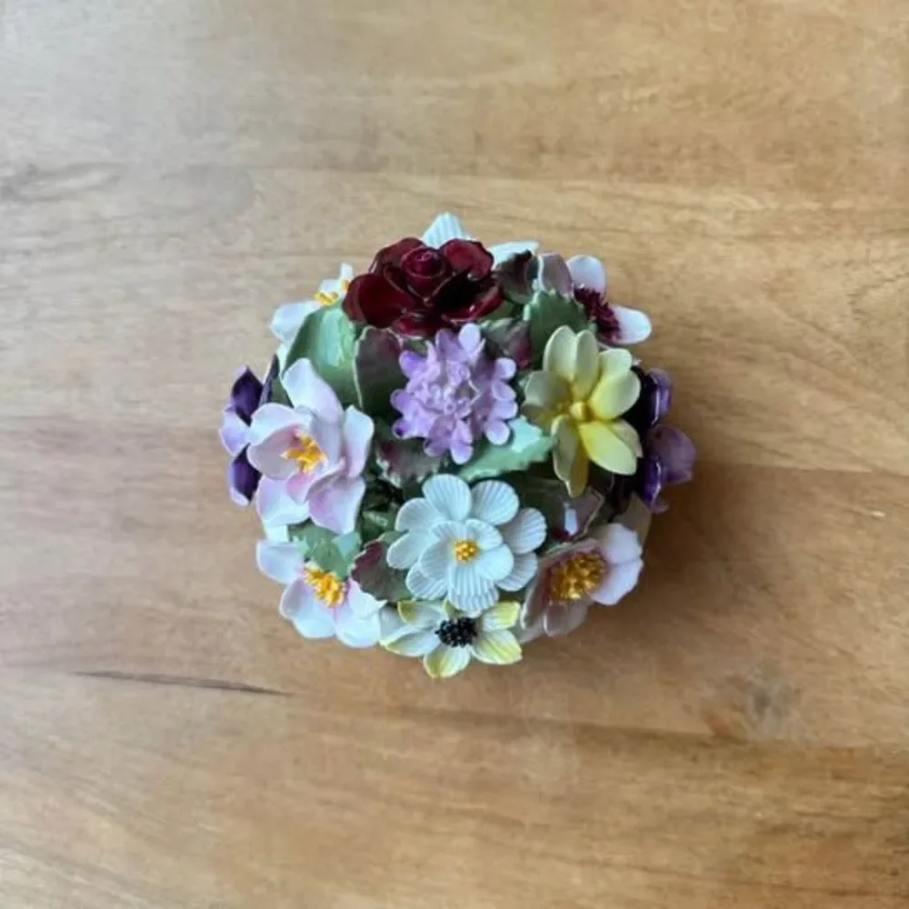 Vintage Aynsley Bone China Family of Flowers Bouquet 1976 England Cottagecore